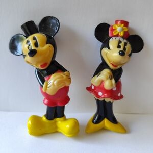 4/$50⭐️Disney Mickey and Minnie Black and Red Action Figures 4"